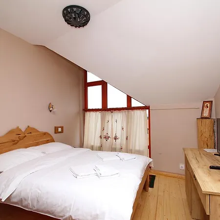 Zlatiborski Pastuv 农家乐 *