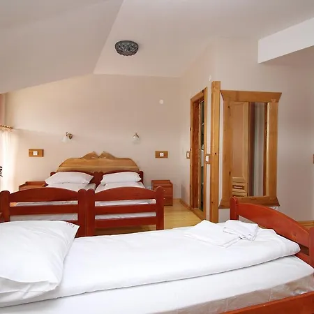 Zlatiborski Pastuv * 兹拉蒂博尔