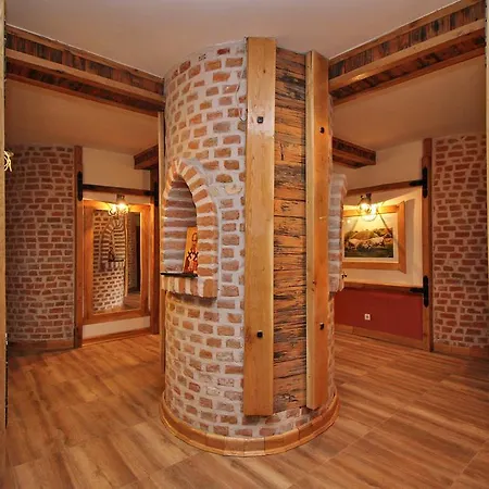 农家乐 Zlatiborski Pastuv 兹拉蒂博尔